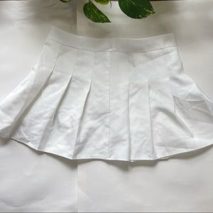 Fashion White Pleated Tennis Skirt